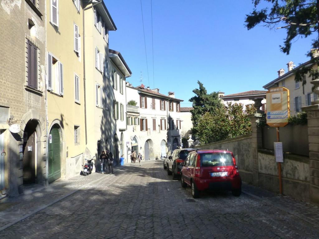 Апартаменты Porta Dipinta House Bergamo Alta Номер фото