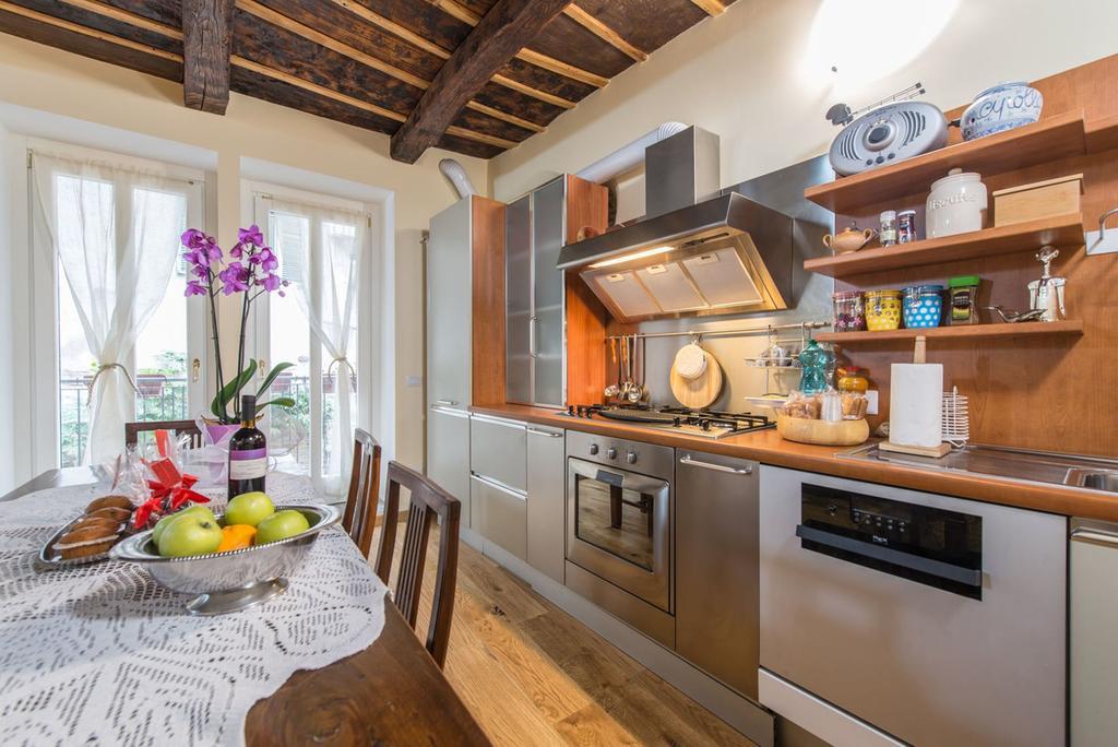 Апартаменты Porta Dipinta House Bergamo Alta Номер фото