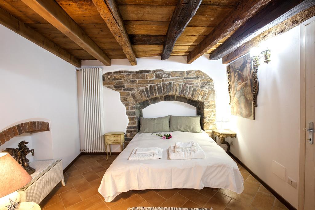 Апартаменты Porta Dipinta House Bergamo Alta Экстерьер фото